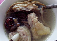 茶树菇炖鸡汤